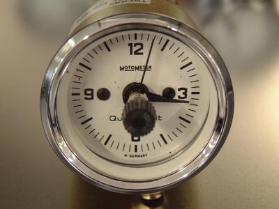 quartz watch 12V