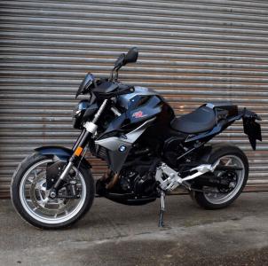 Pyramid Bugspoiler für BMW F 900 R  / XR 2020  Matt schwarz