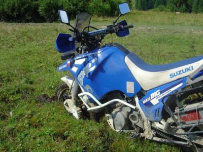 RD-Moto Crash frames white for Suzuki DR 750 Big 1988-1990