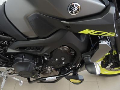 RD-Moto Crash frames + Crash pads SL01 black for Yamaha MT-09 2013 - 2020