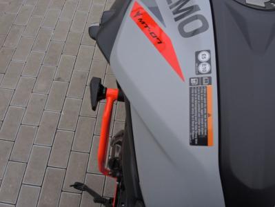 RD-Moto Sturzbügel + Sturzpads SL01 Ice Fluo für Yamaha MT-07 2014+