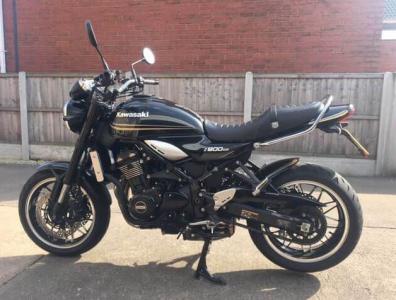 Hinterradabdeckung für Kawasaki Z900 2016+ GFK