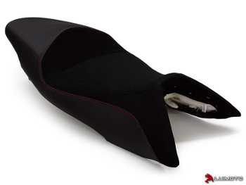 9071103 SUEDE/CF BLACK/RED STITCHING