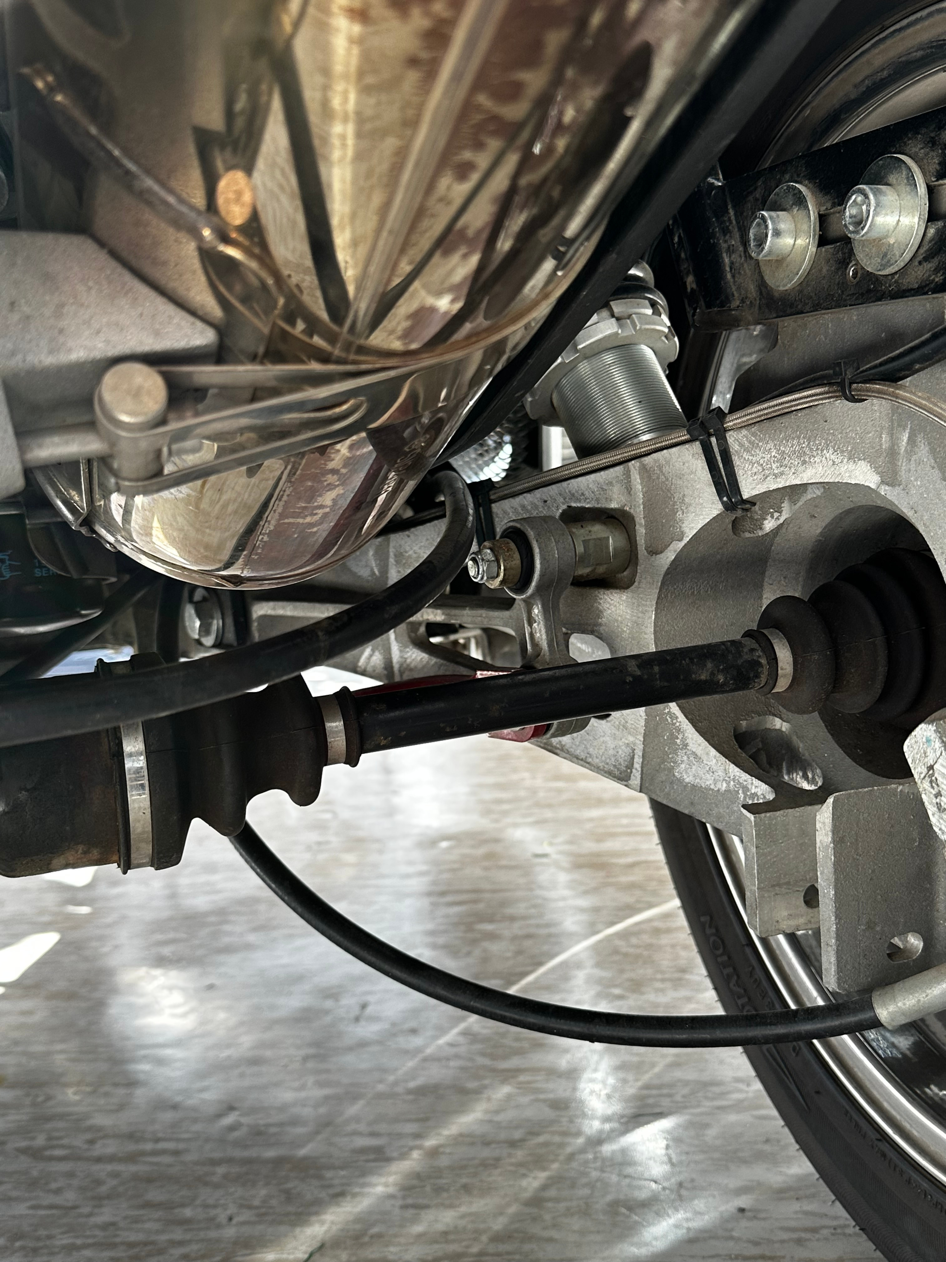 Boom Trike Fun 500 drive shaft on the right