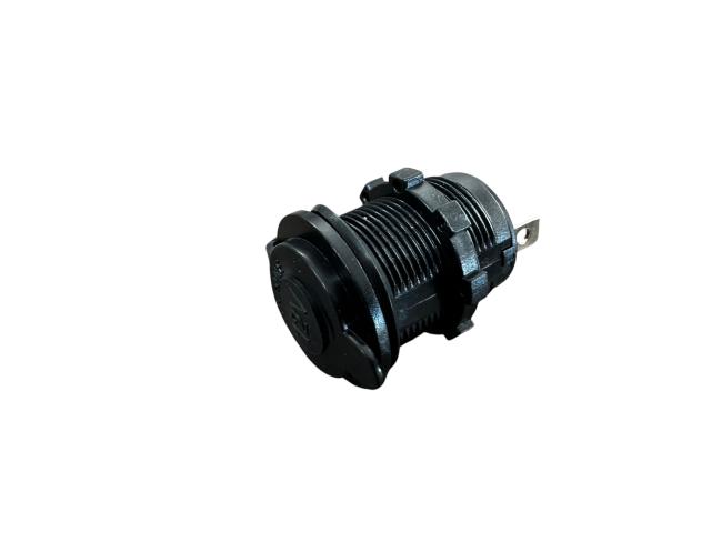 Steckdose mit Staubkappe Einbau 12V/10A Wasserdicht
