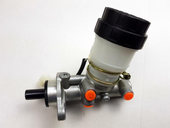 Master brake cylinder  for BOOM  Trike Mustang / Muscle