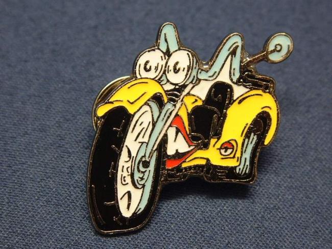 Trike Anstecknadel Pin "ABART-FUN"