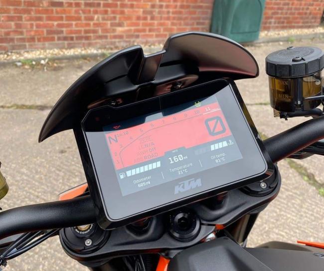 Pyramid Fly Screen for KTM 1290 Super Duke R  2020+