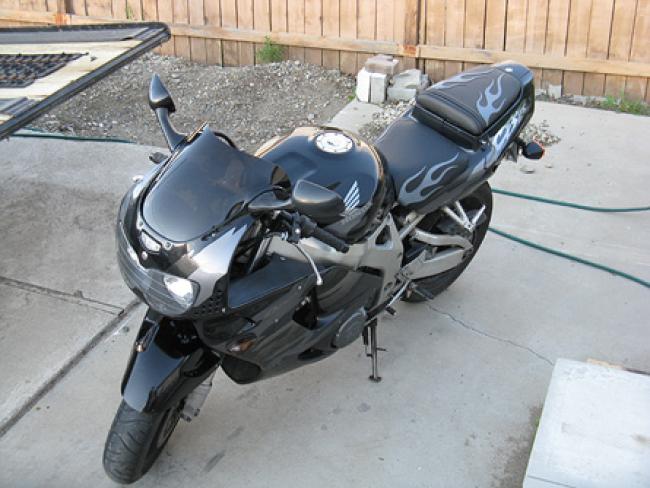 Luimoto Sitzbankbezug Flame CF Fahrer für Honda CBR 900RR 1992-99