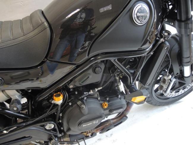 RD-Moto Crash sliders for Benelli Leoncino 500 2017-22