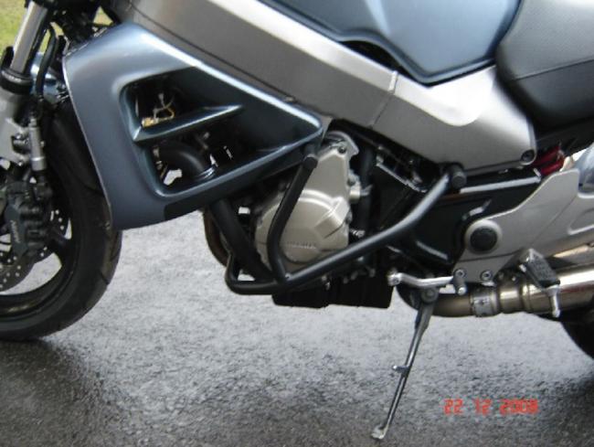 RD-Moto Sturzbügel schwarz für Honda X-11 Eleven 1999-2003