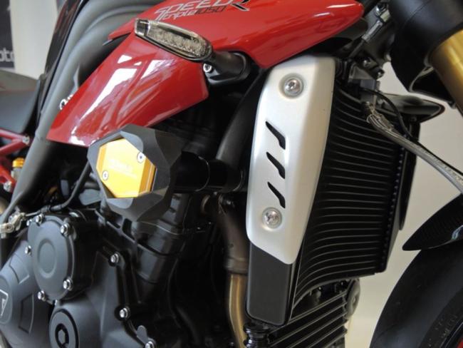 RD-Moto Crash sliders for Triumph Speed Triple 1050 S / R 2016+
