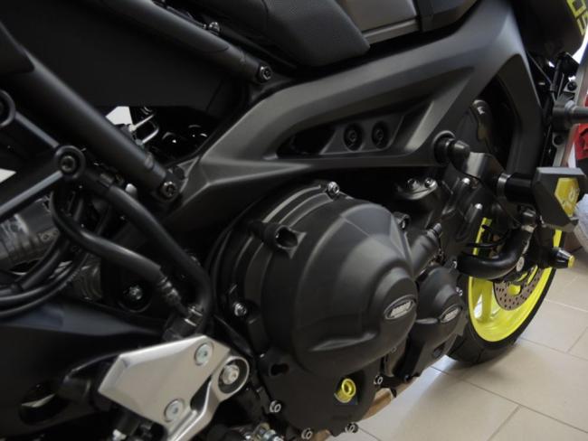 RD-Moto Crash sliders for Yamaha MT-09 2017+