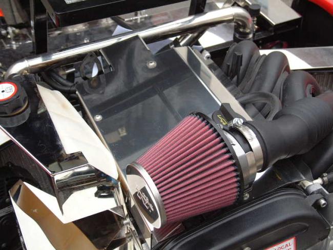 Motorabdeckblech für BOOM Muscle-Trike mit Ford 1,6l 74kw(100PS)