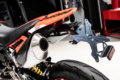 Evotech SRL Kennzeichenhalter für Ducati Hypermotard 698 Mono / RVE   2024+